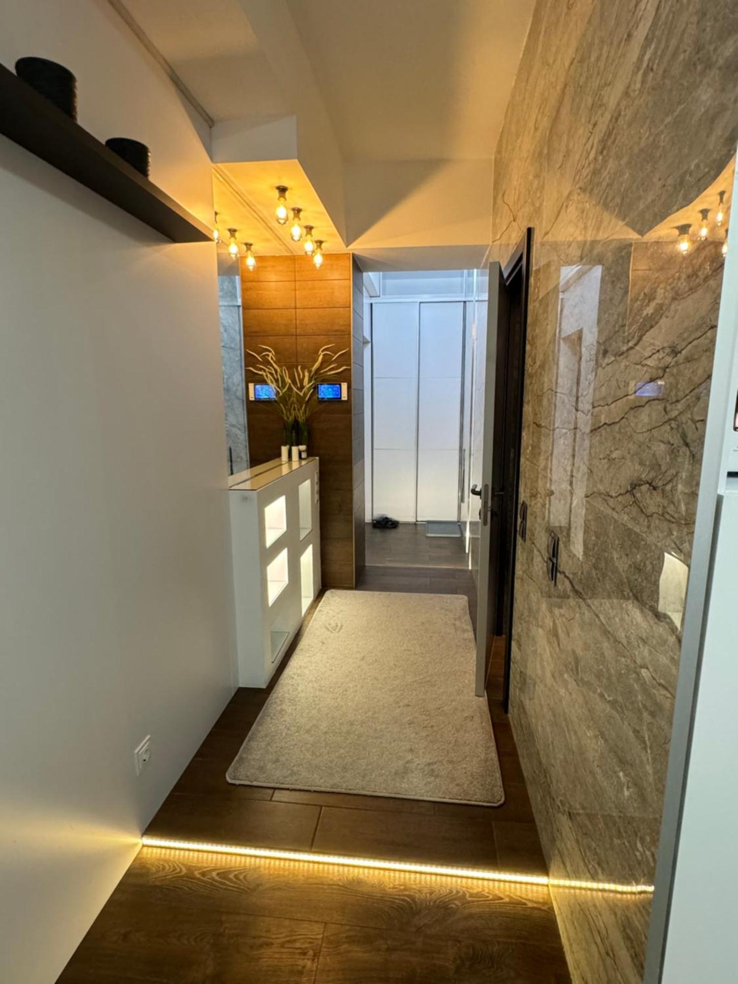 Rentnow Modern Lux Apartment In Centre تشيسيناو المظهر الخارجي الصورة