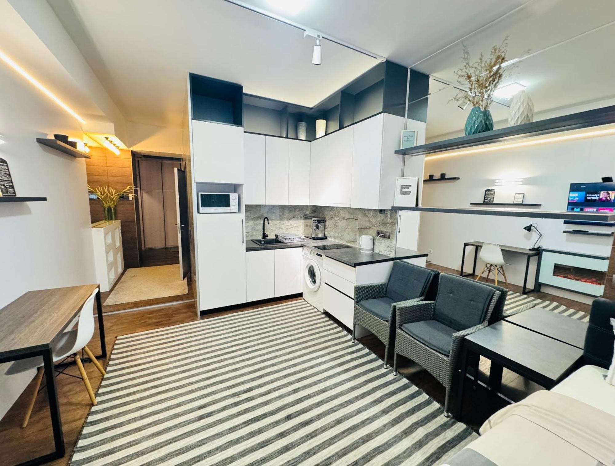 Rentnow Modern Lux Apartment In Centre تشيسيناو المظهر الخارجي الصورة
