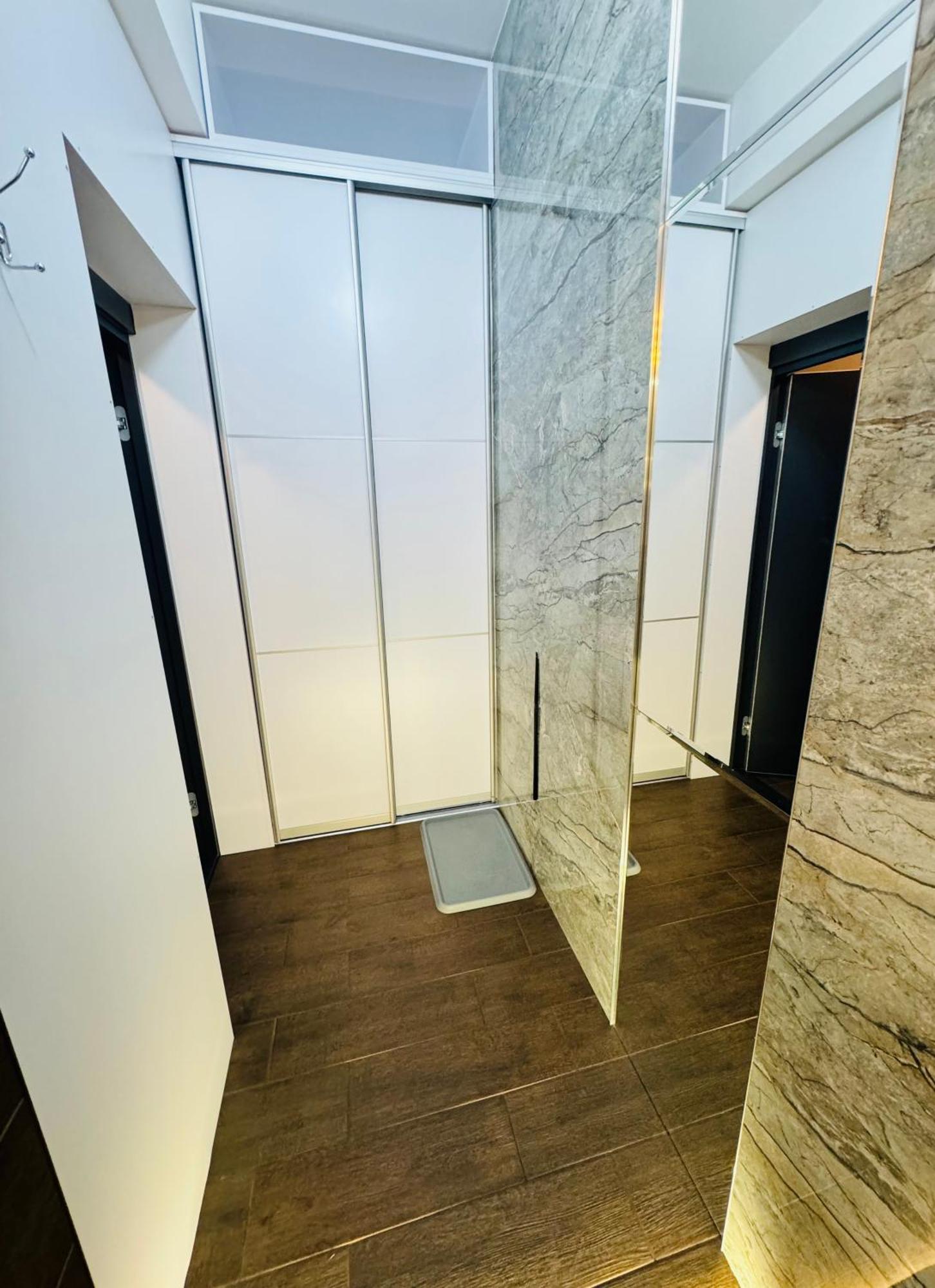 Rentnow Modern Lux Apartment In Centre تشيسيناو المظهر الخارجي الصورة